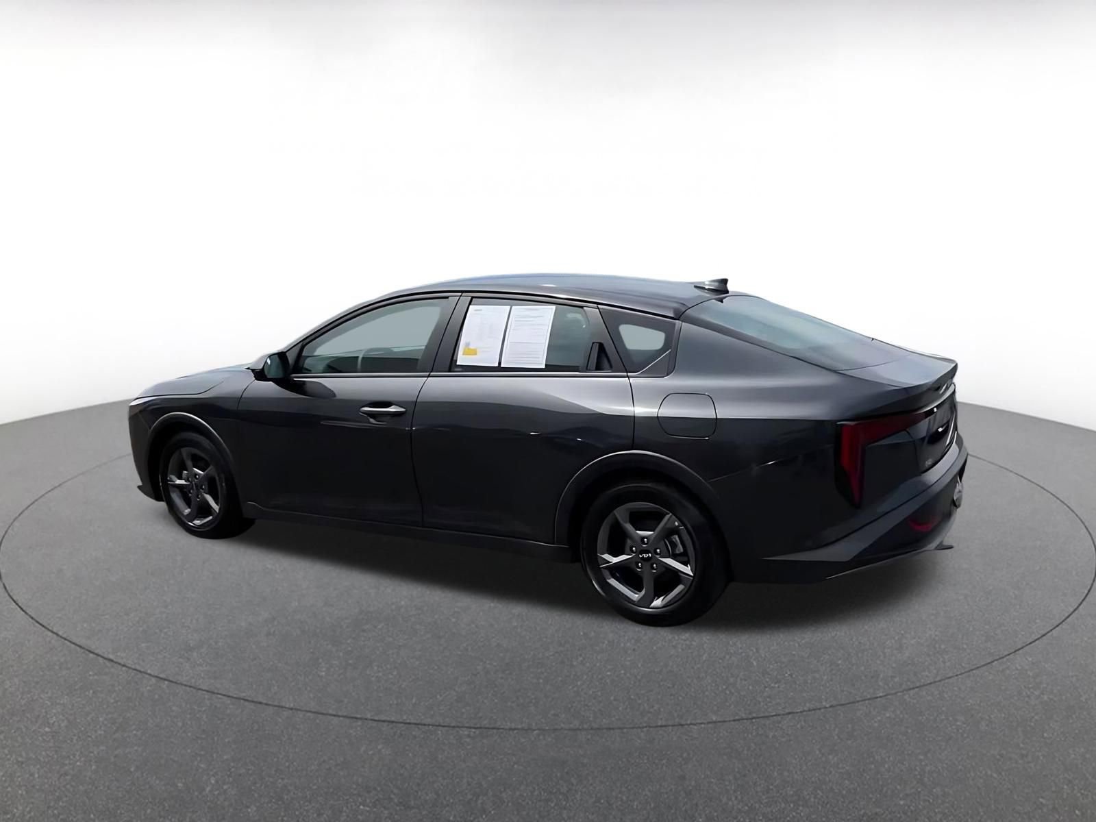 Thumbnail: 2025 Kia K4 - 10