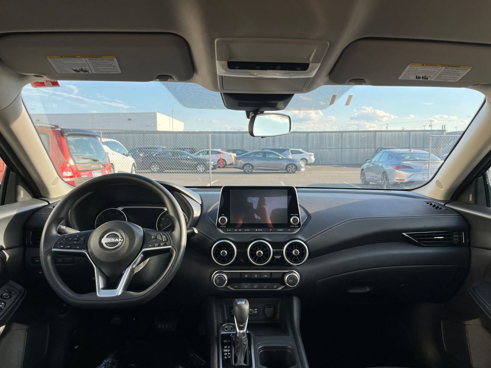 Thumbnail: 2024 Nissan Sentra - 32