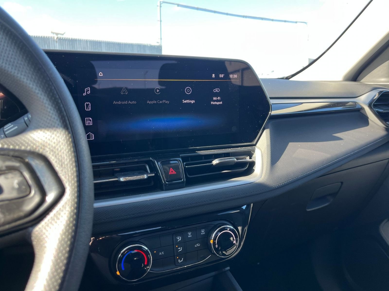 Thumbnail: 2025 Chevrolet TrailBlazer - 21