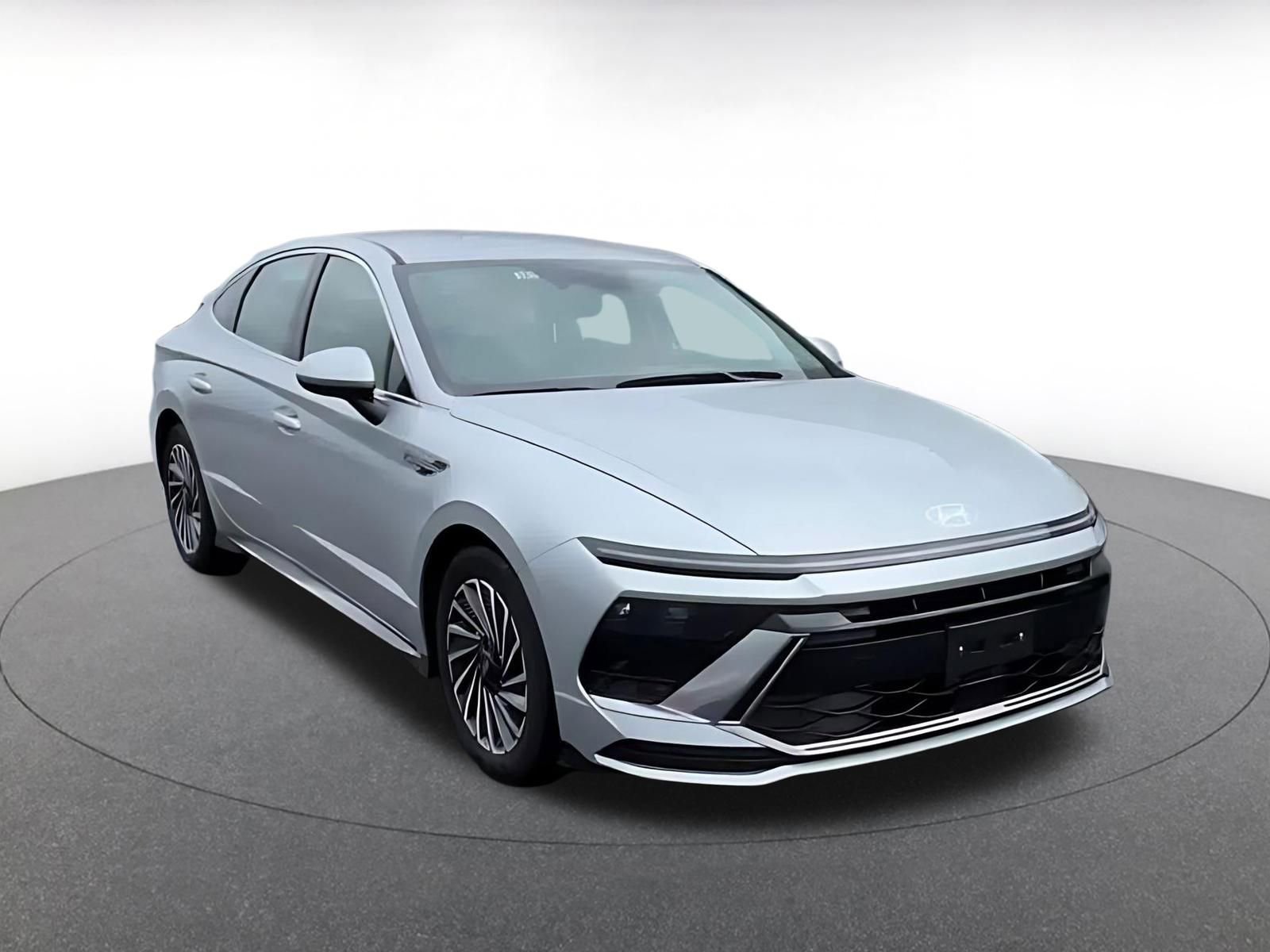 Thumbnail: 2025 Hyundai Sonata - 3