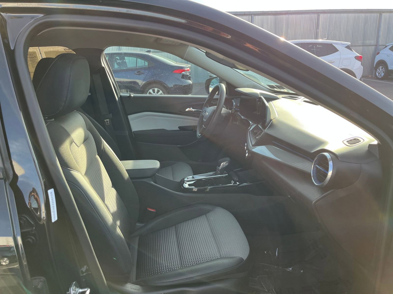 Thumbnail: 2025 Chevrolet Trax - 26