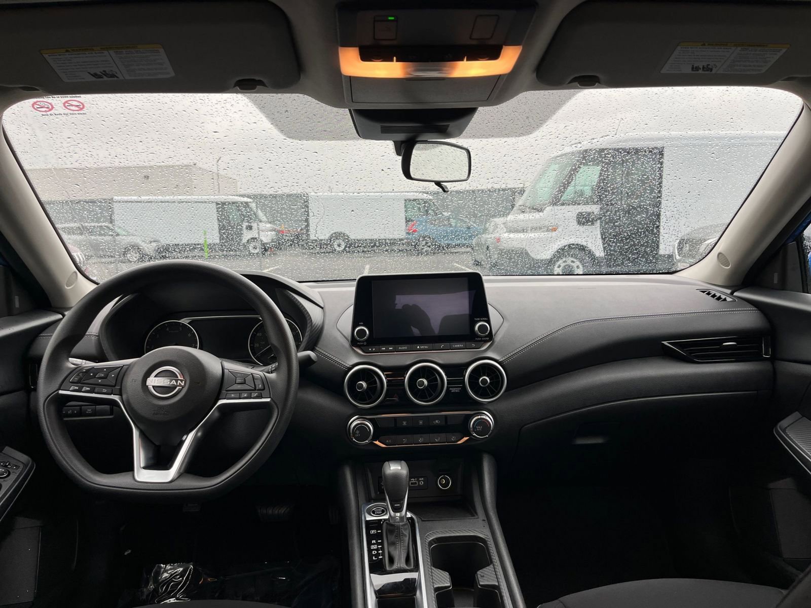 Thumbnail: 2025 Nissan Sentra - 32