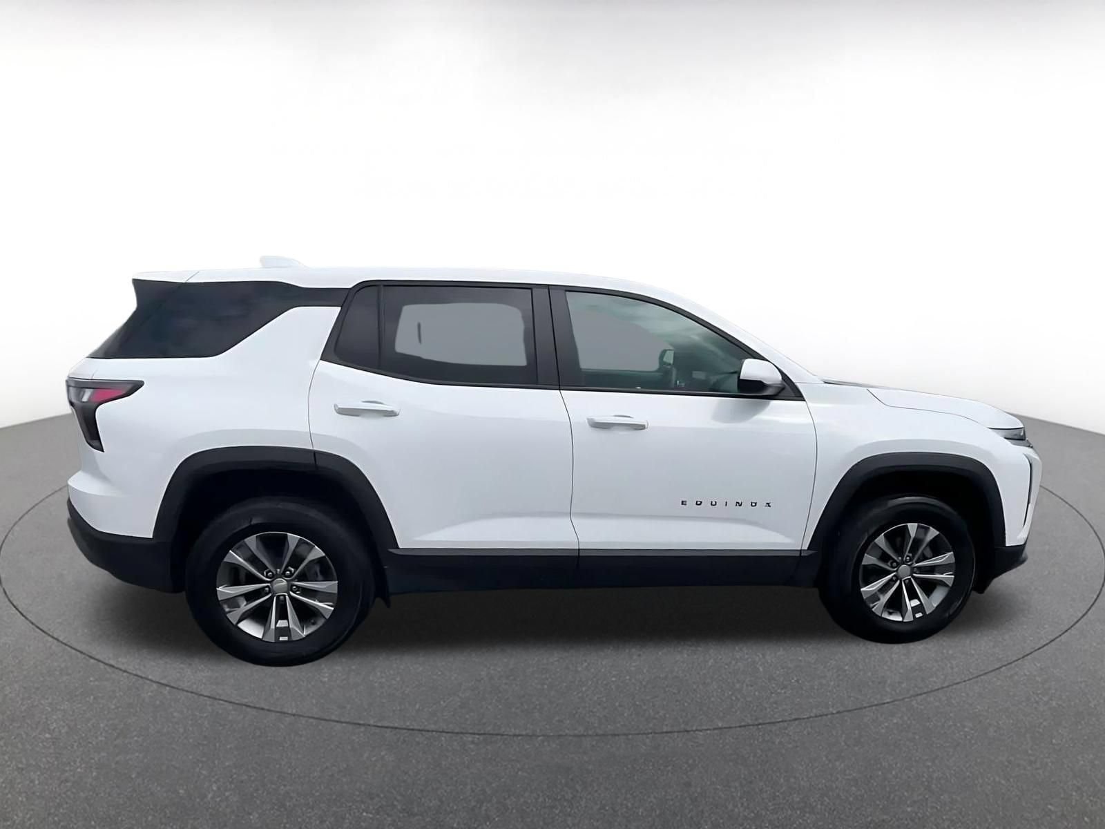 Thumbnail: 2025 Chevrolet Equinox - 13