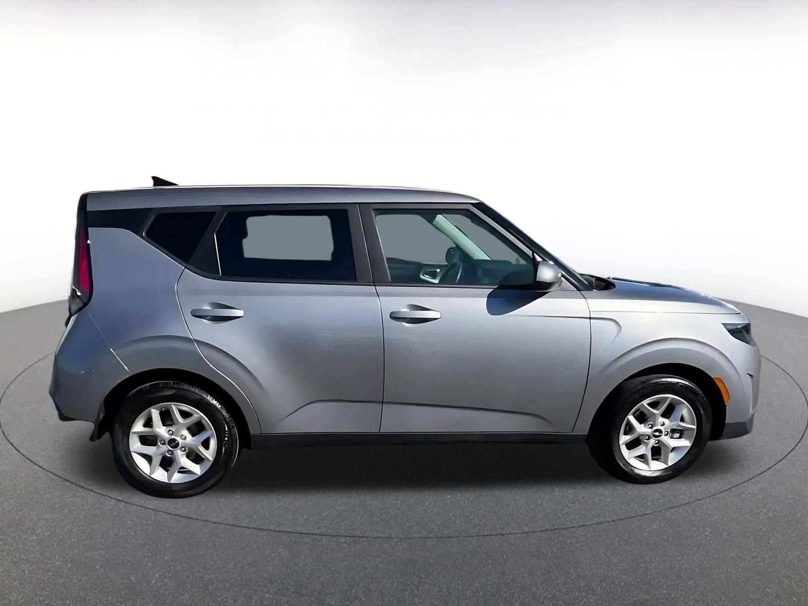 Thumbnail: 2025 Kia Soul - 16