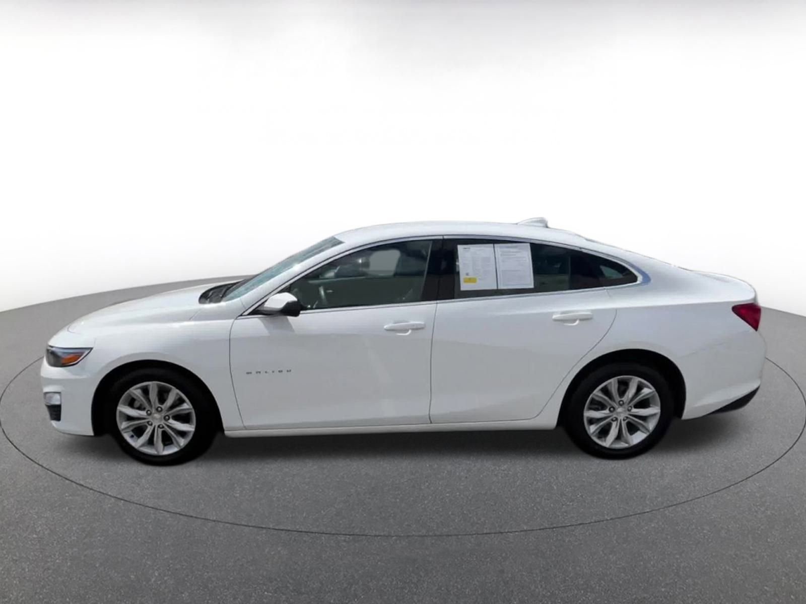 Thumbnail: 2024 Chevrolet Malibu - 8