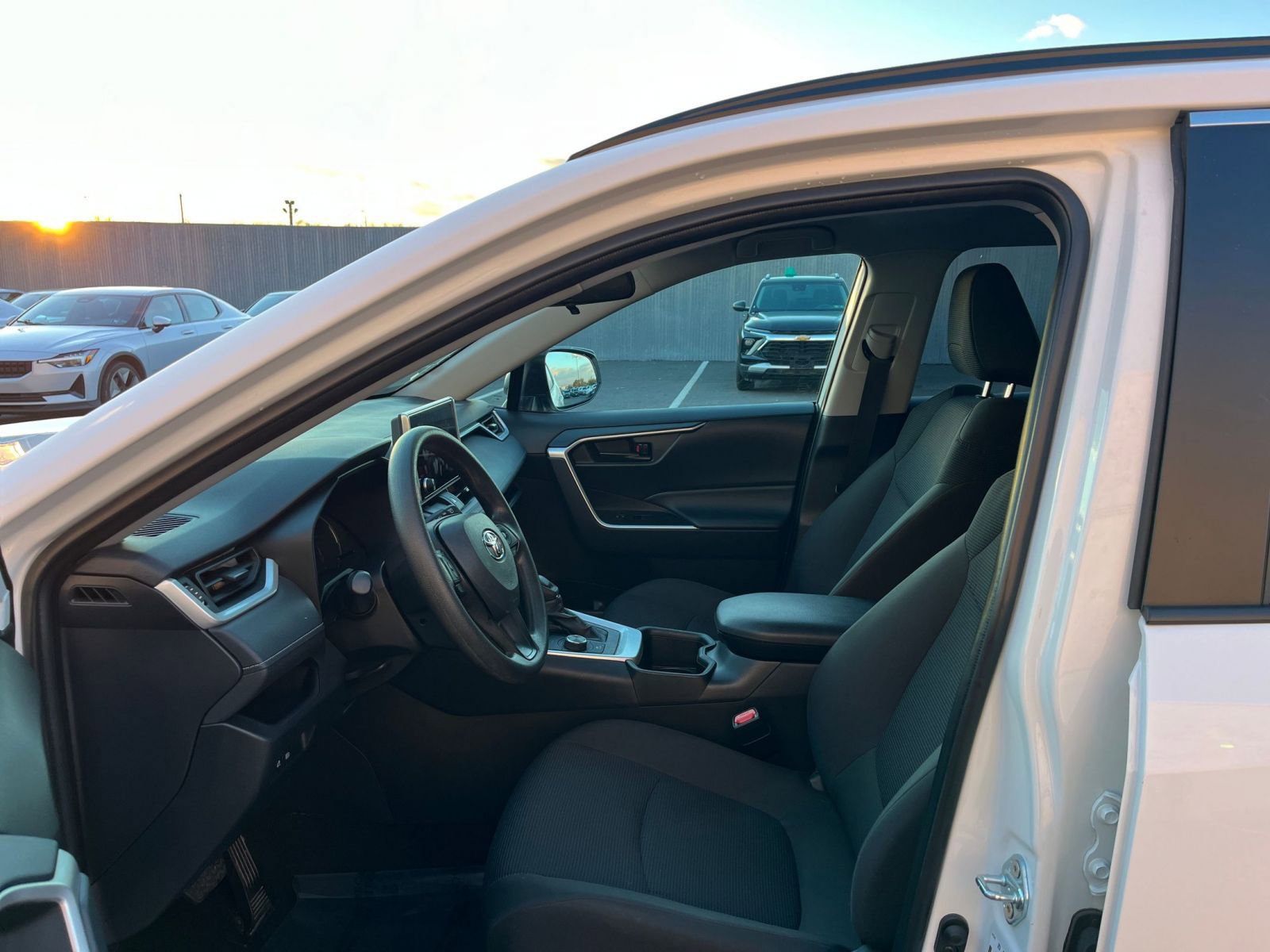 Thumbnail: 2025 Toyota RAV4 - 26