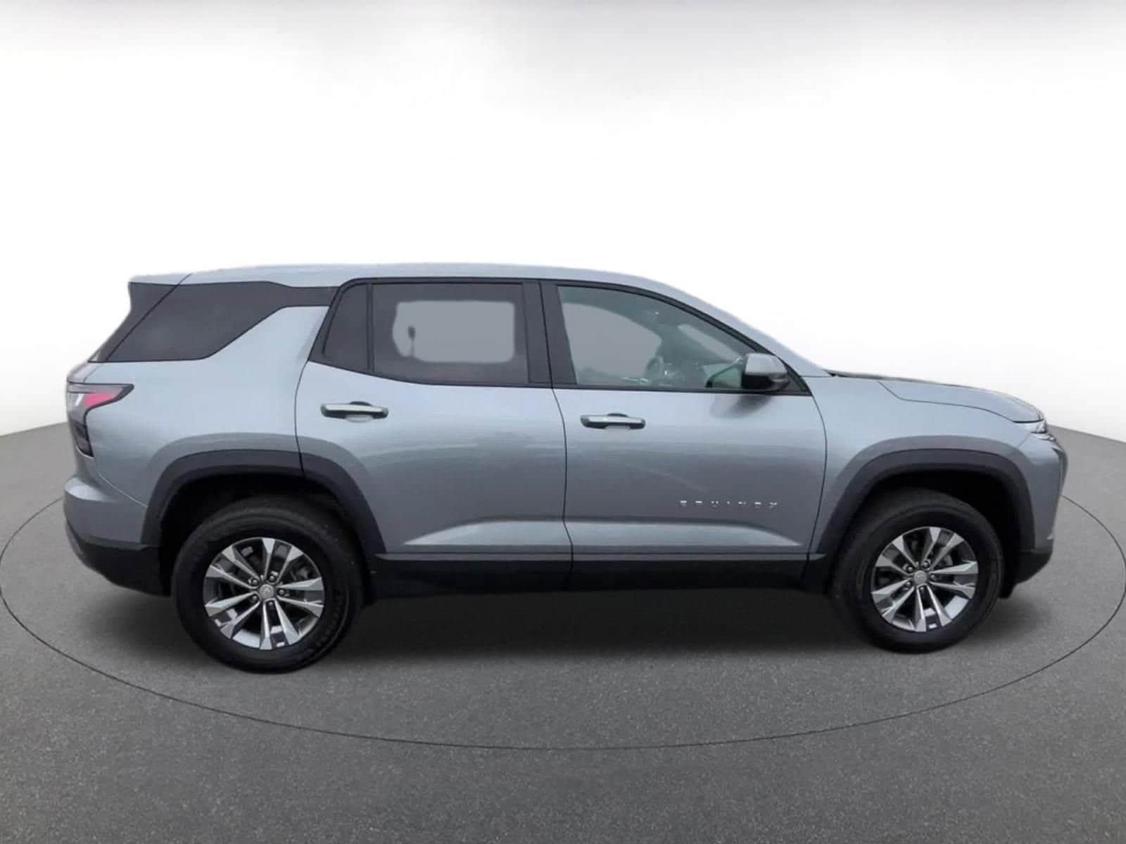 Thumbnail: 2025 Chevrolet Equinox - 16