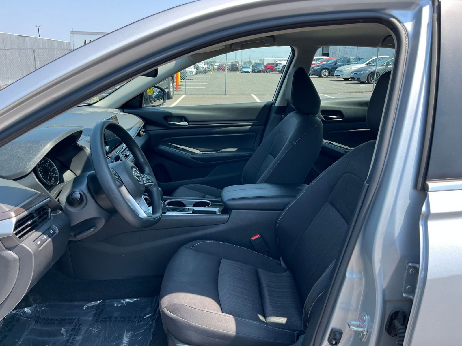 2024 Nissan Altima SV 27