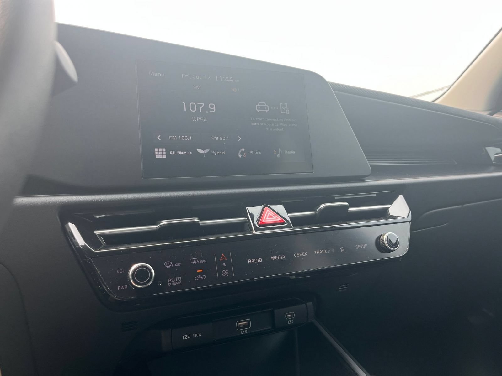 Thumbnail: 2026 Kia Niro - 20