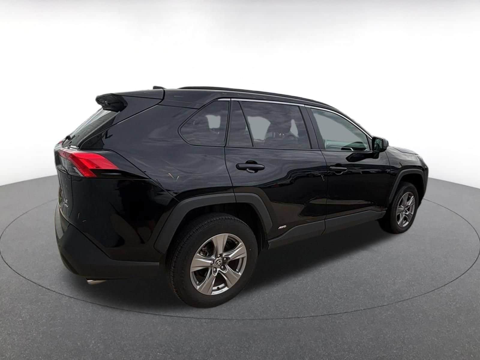 Thumbnail: 2025 Toyota RAV4 - 12