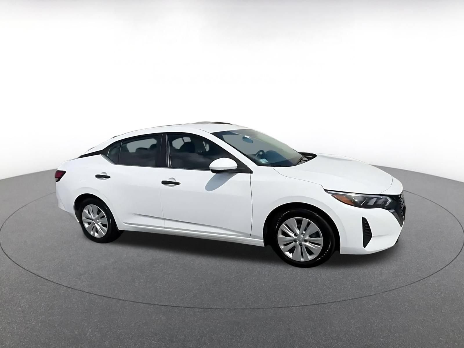 Thumbnail: 2025 Nissan Sentra - 2