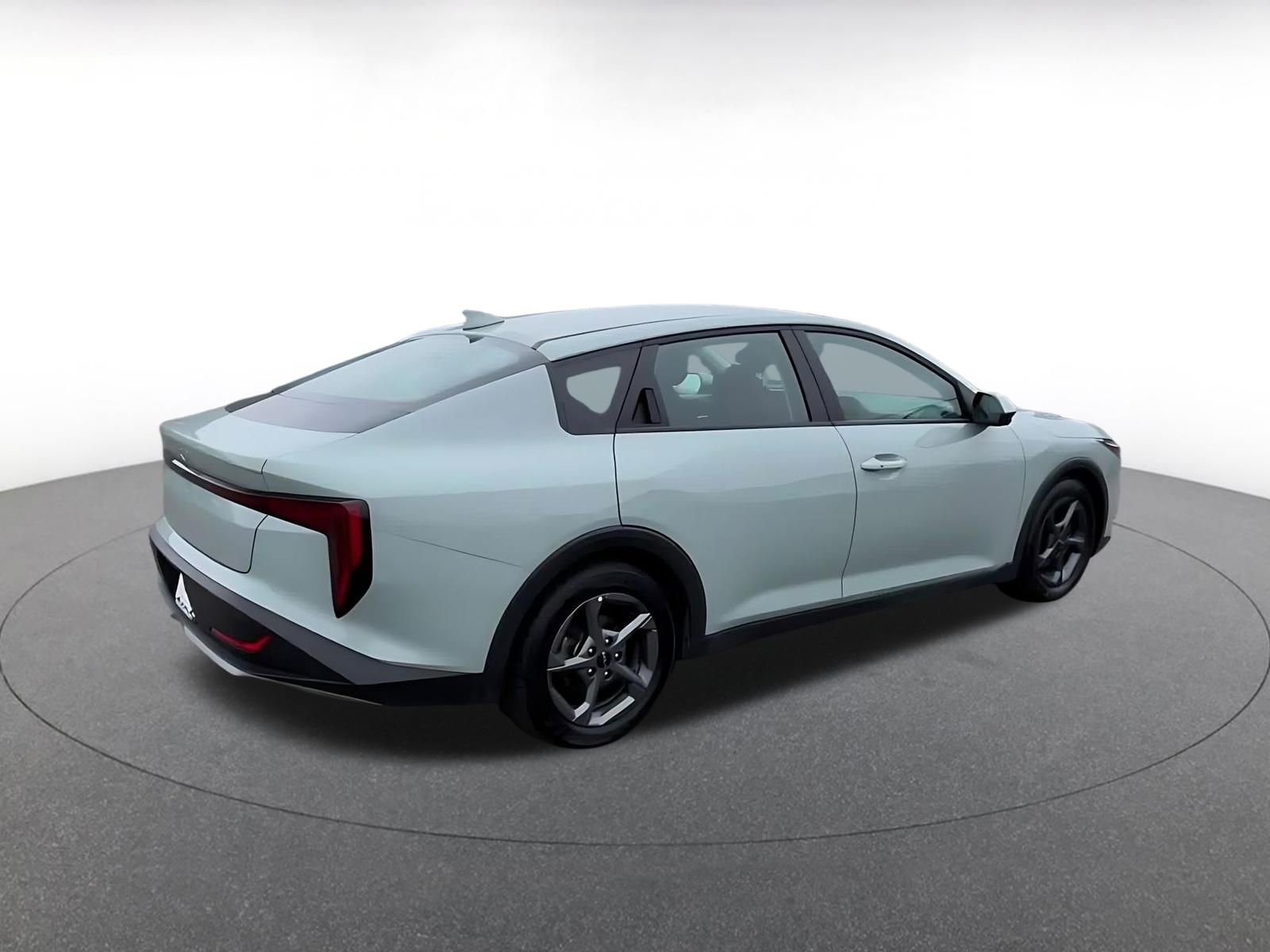 Thumbnail: 2025 Kia K4 - 15