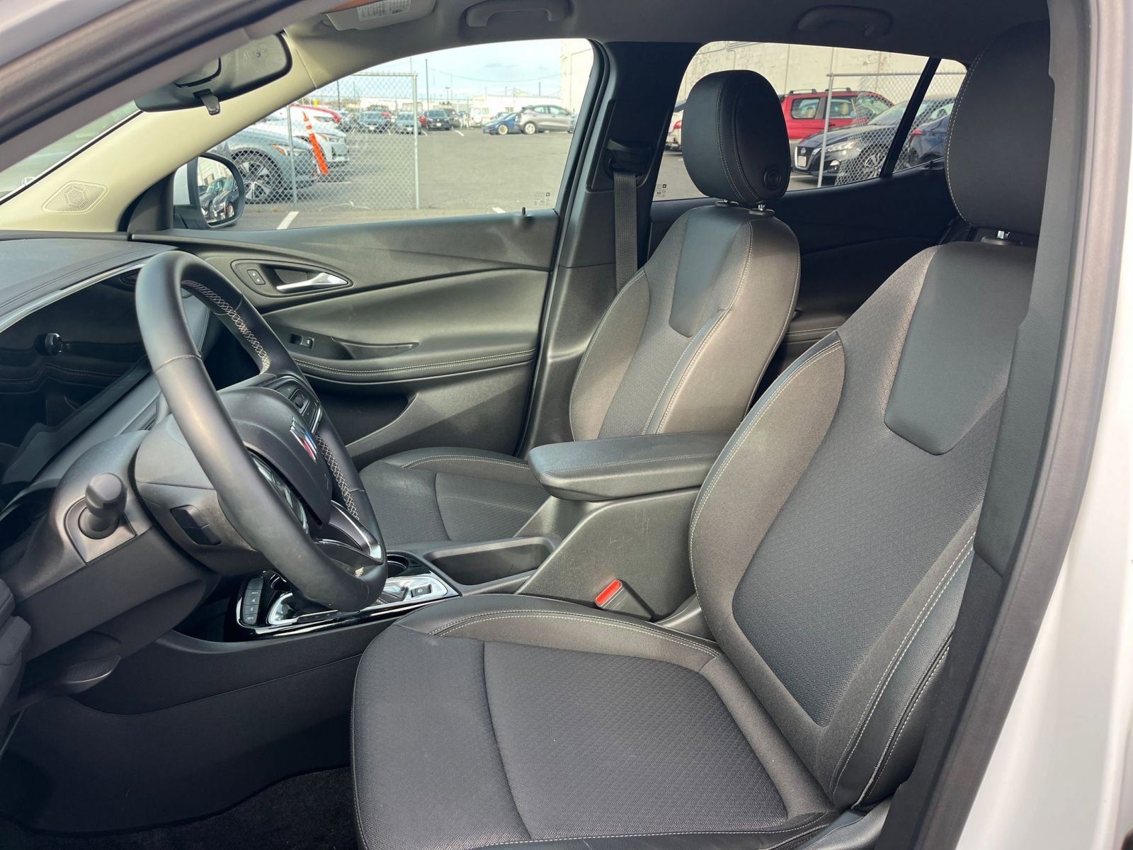 Thumbnail: 2025 Buick Encore GX - 35