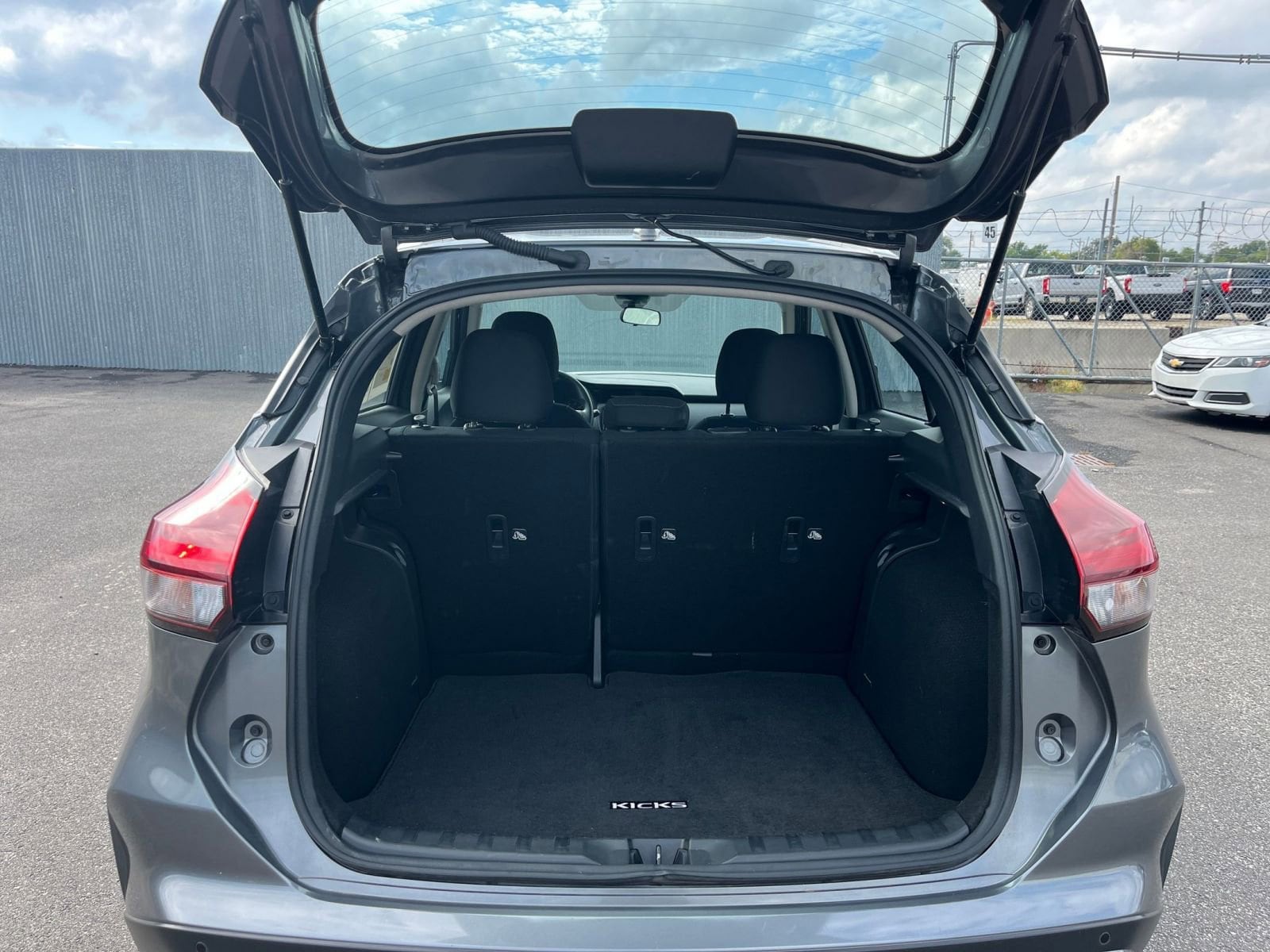 Thumbnail: 2024 Nissan Kicks - 30