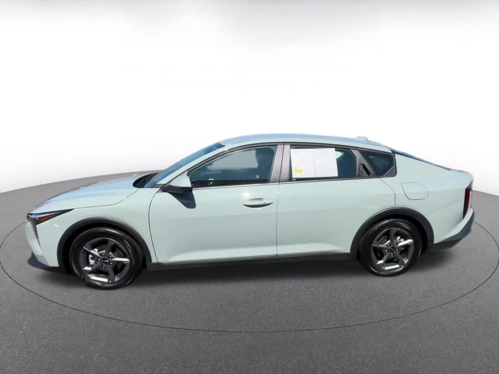 Thumbnail: 2026 Kia K4 - 10