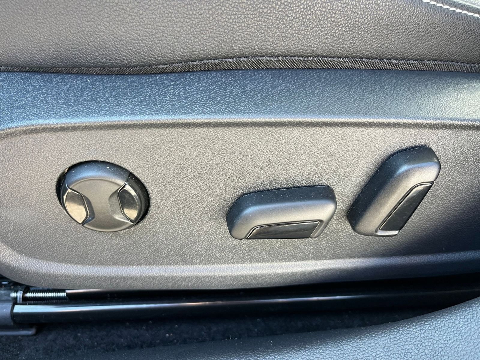 Thumbnail: 2025 Volkswagen Jetta - 23