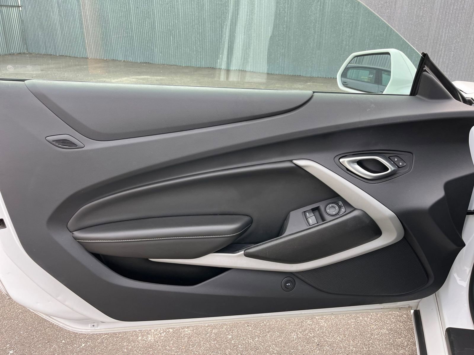 Thumbnail: 2023 Chevrolet Camaro - 20