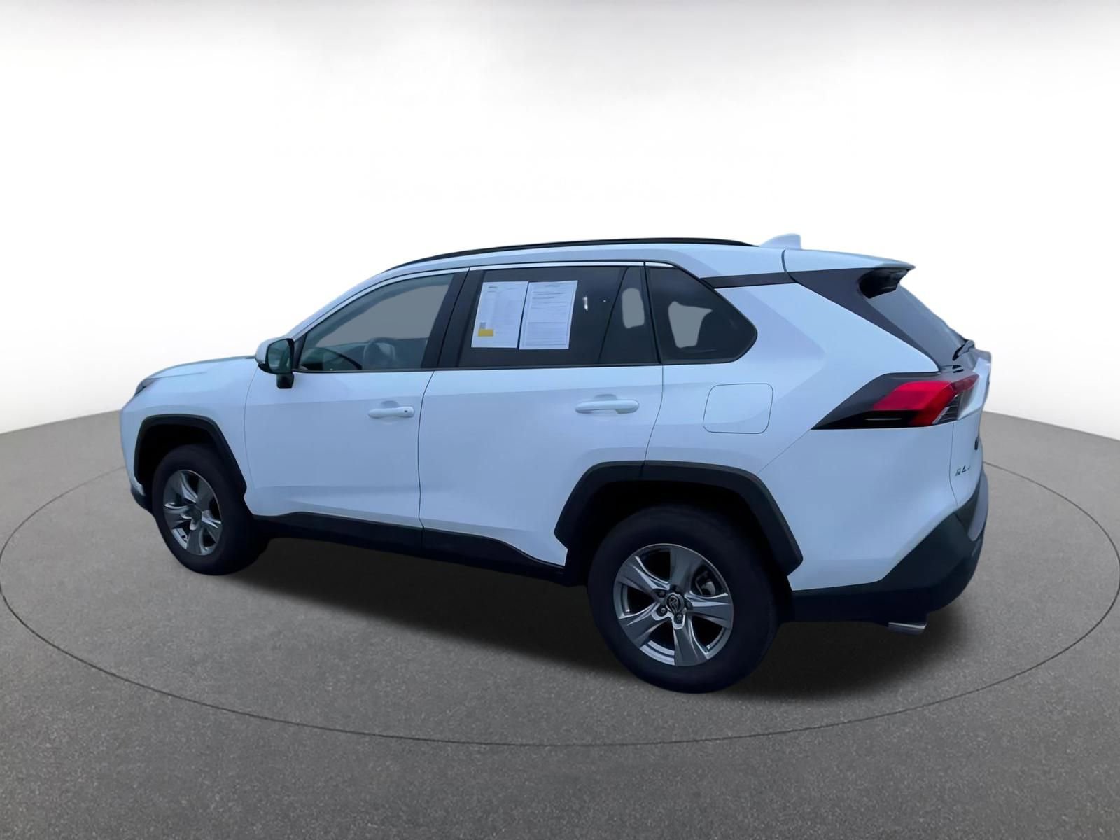 Thumbnail: 2025 Toyota RAV4 - 10