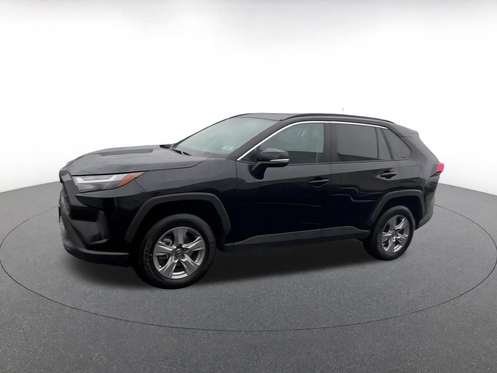 Thumbnail: 2025 Toyota RAV4 - 7