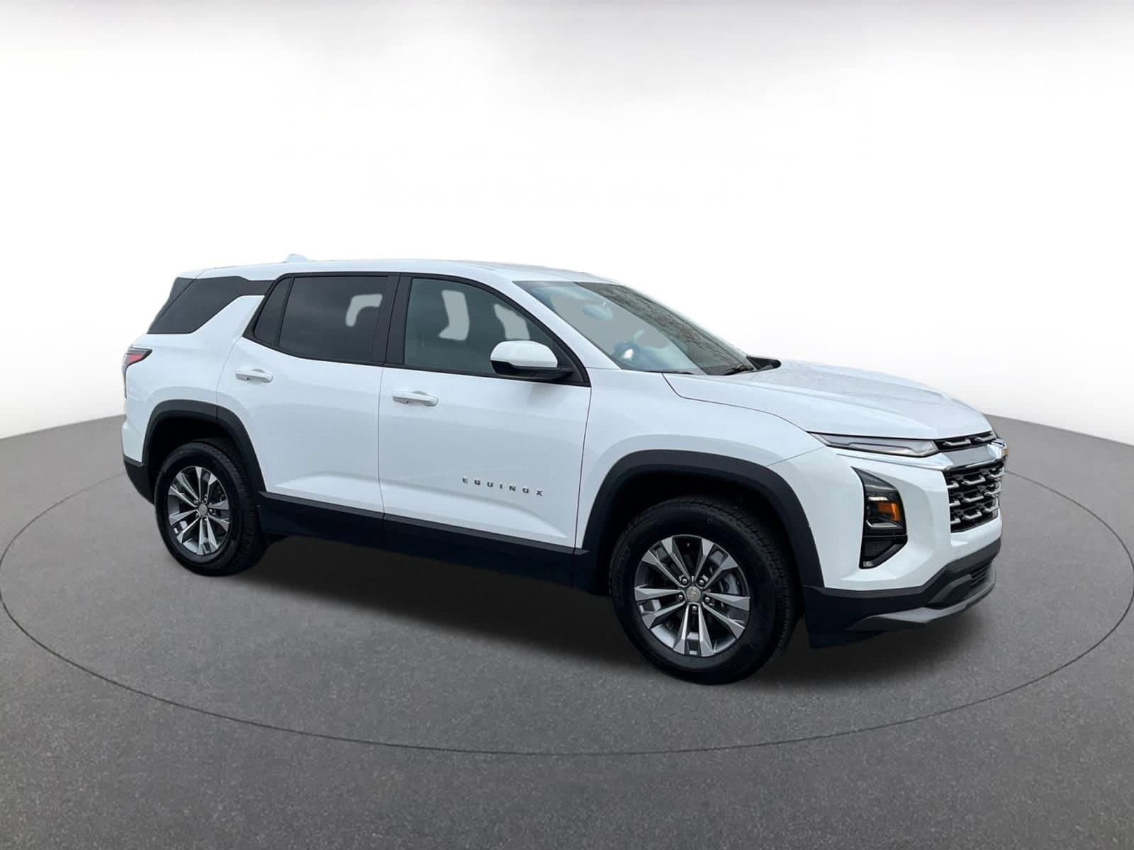 Thumbnail: 2025 Chevrolet Equinox - 1