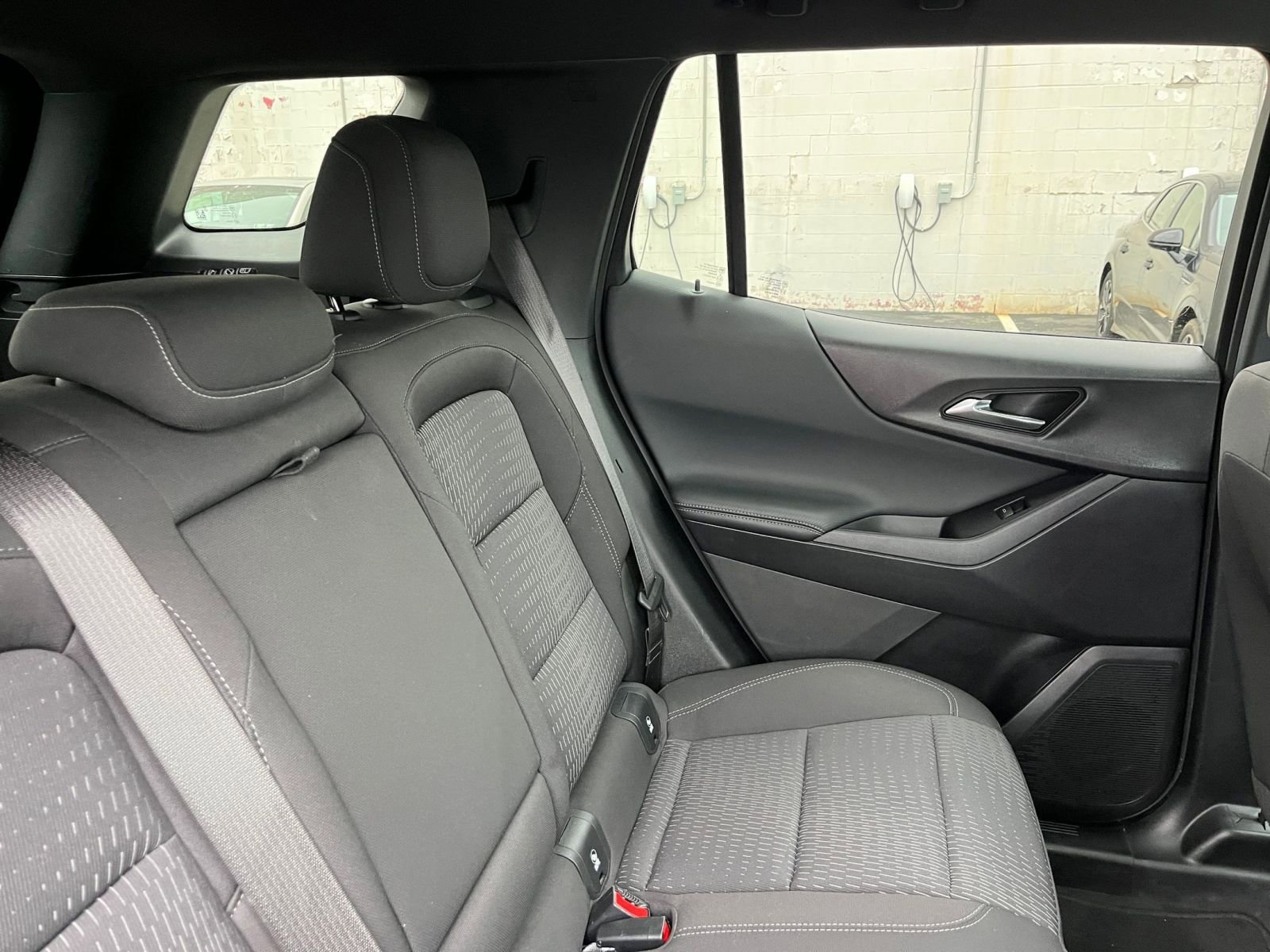 2025 Chevrolet Equinox LT - Photo 37