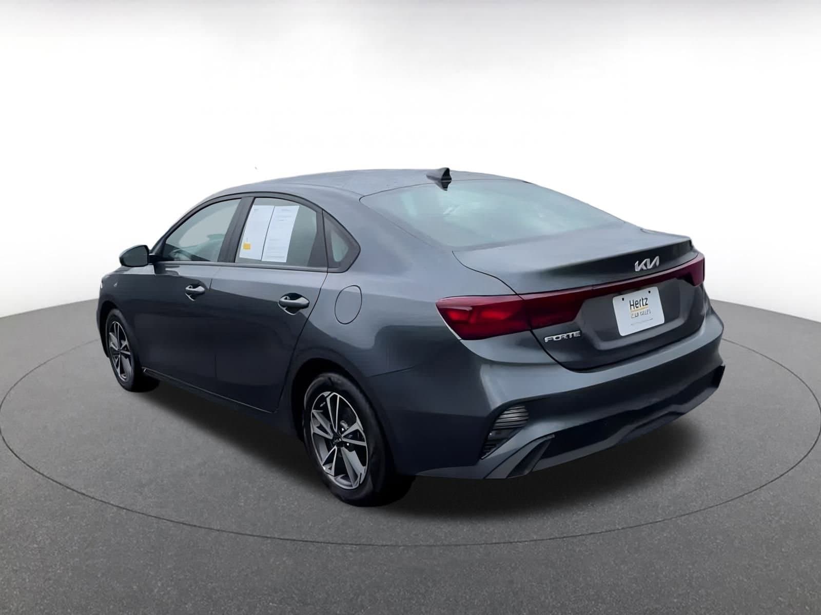 Thumbnail: 2024 Kia Forte - 11