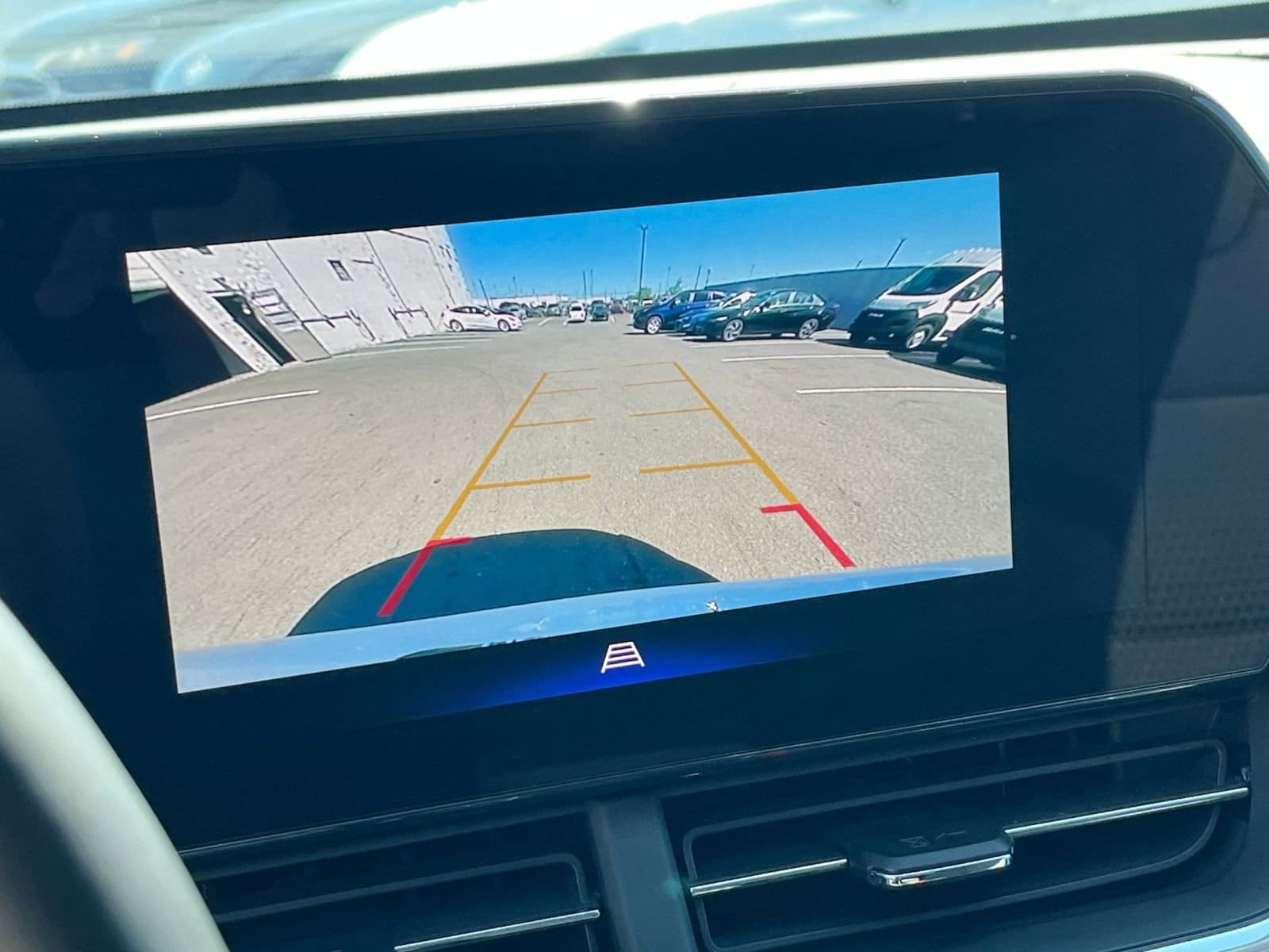 Thumbnail: 2025 Chevrolet Trax - 23