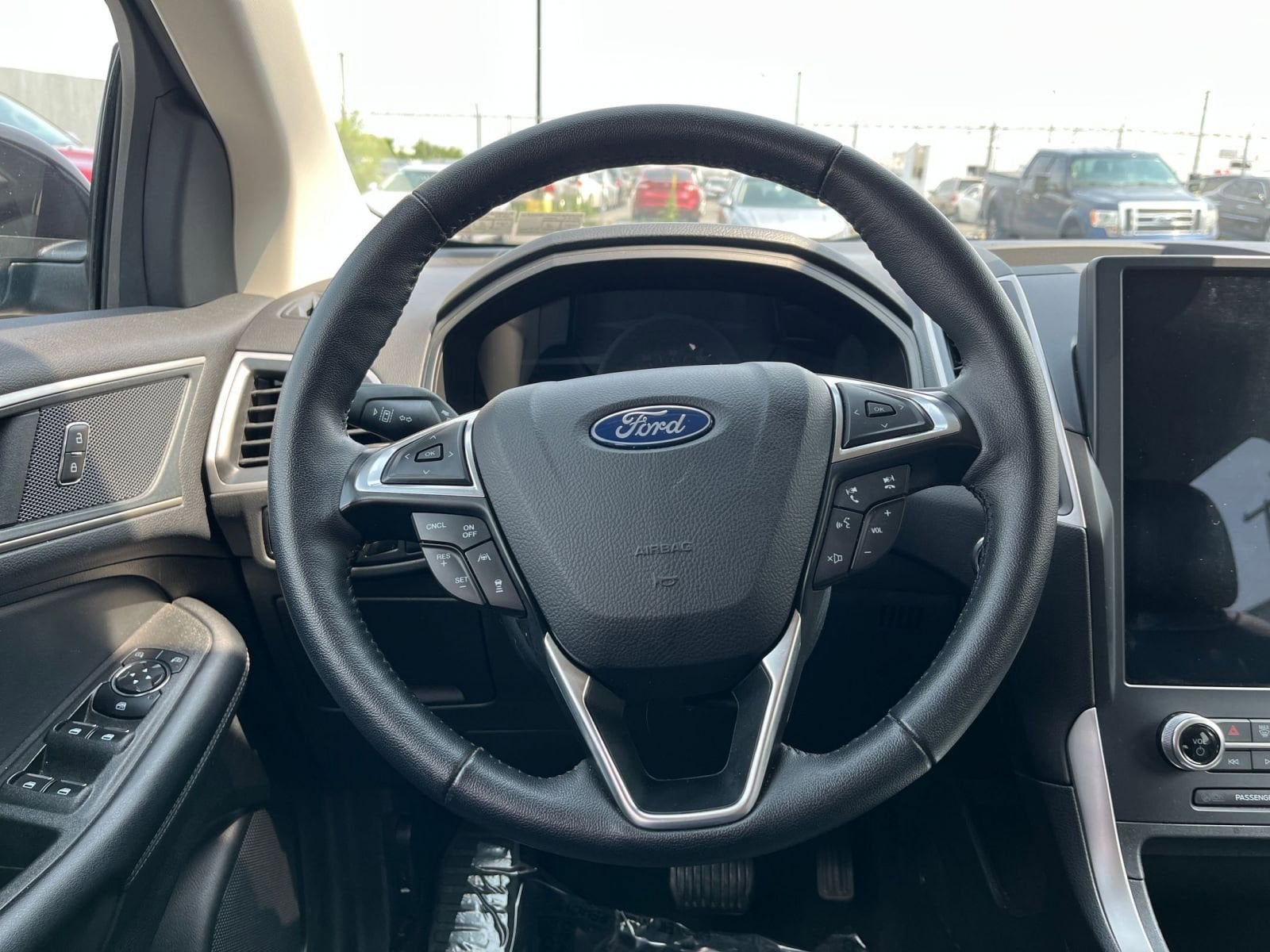 2024 Ford Edge SEL 27