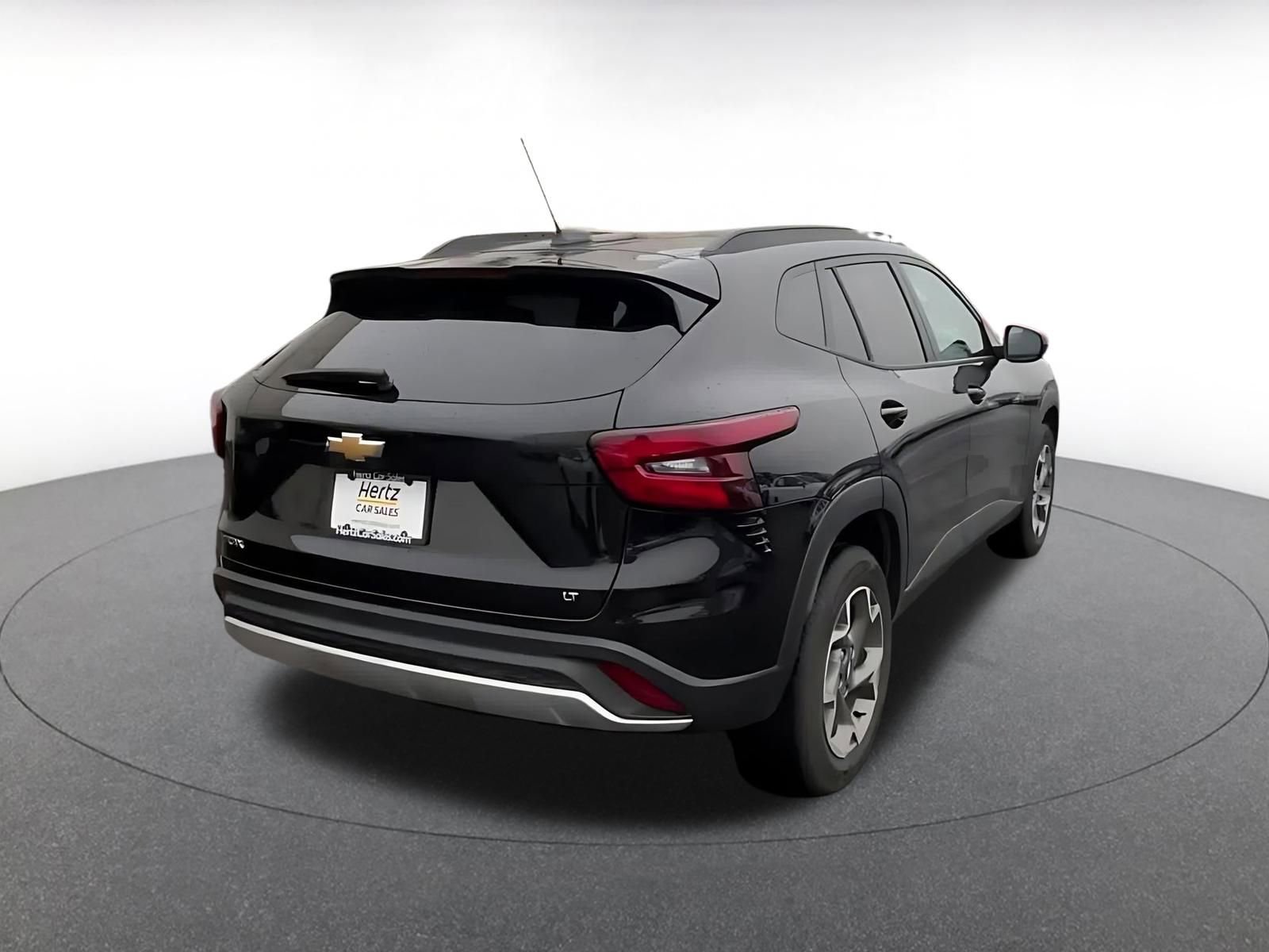 Thumbnail: 2025 Chevrolet Trax - 13