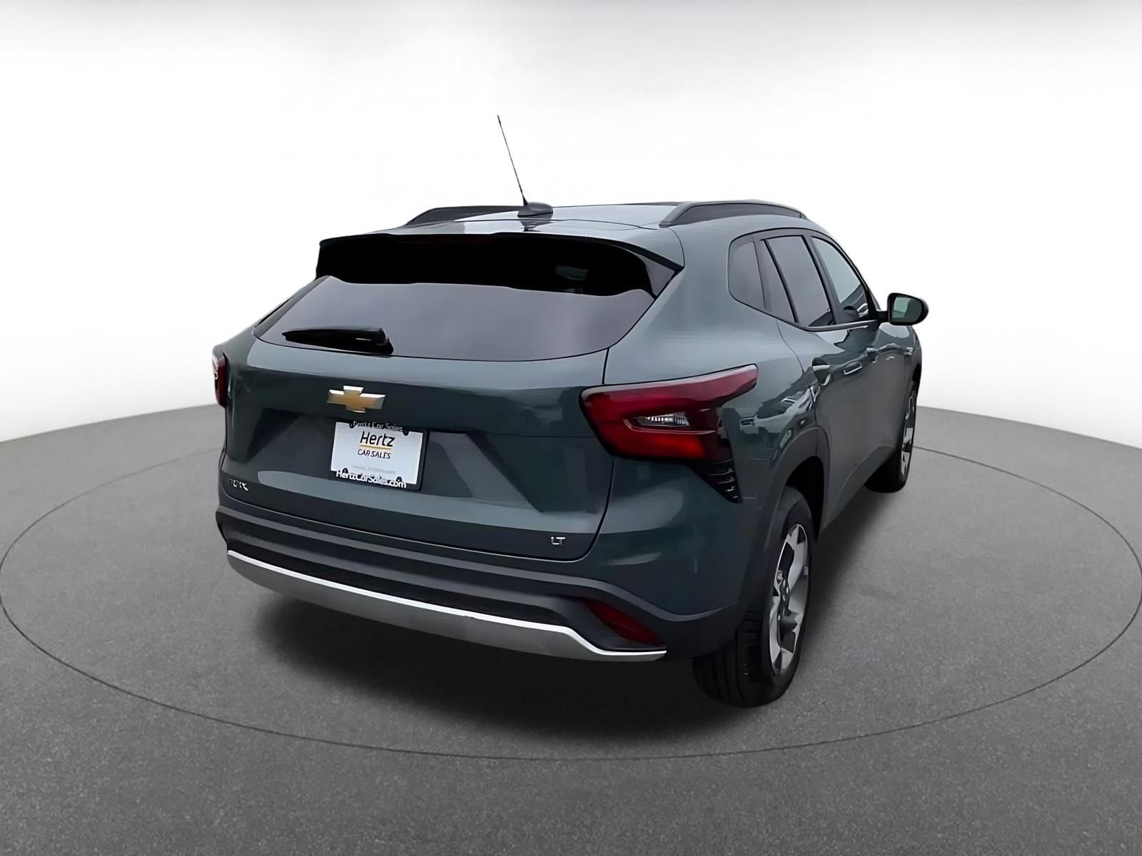 Thumbnail: 2025 Chevrolet Trax - 13