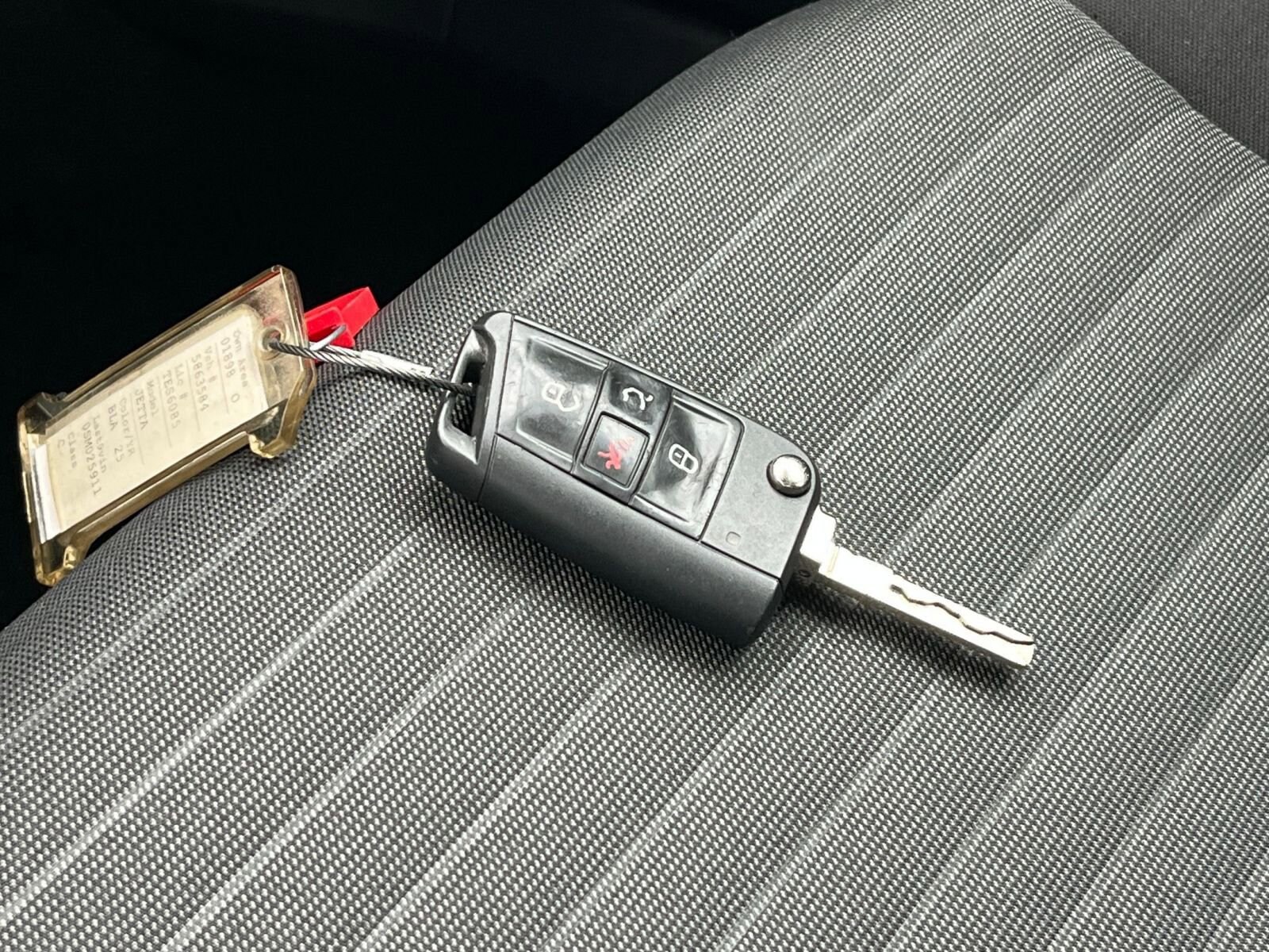 Thumbnail: 2025 Volkswagen Jetta - 21