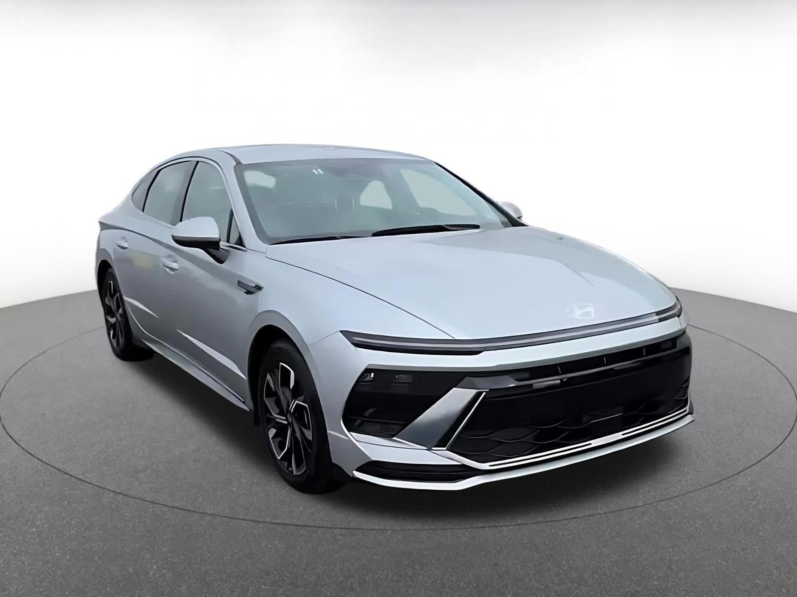 Thumbnail: 2025 Hyundai Sonata - 3