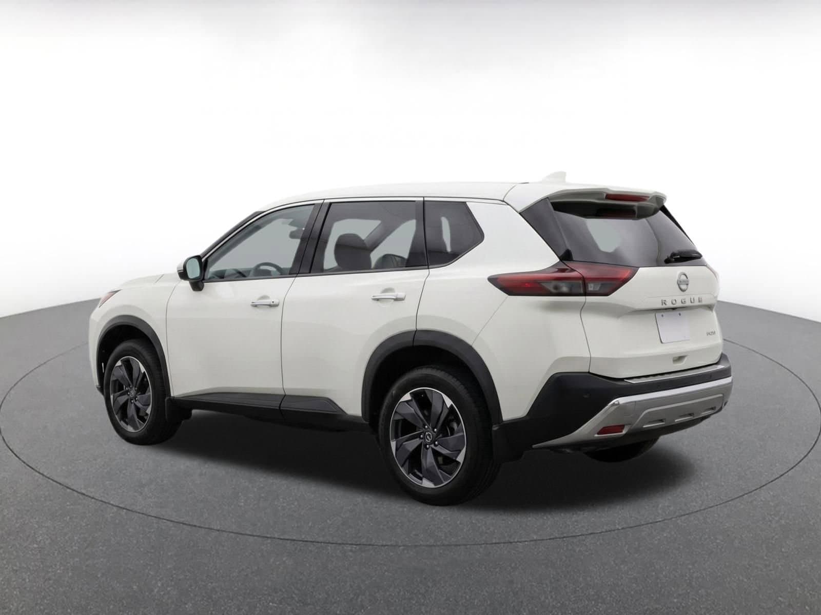 Thumbnail: 2025 Nissan Rogue - 6