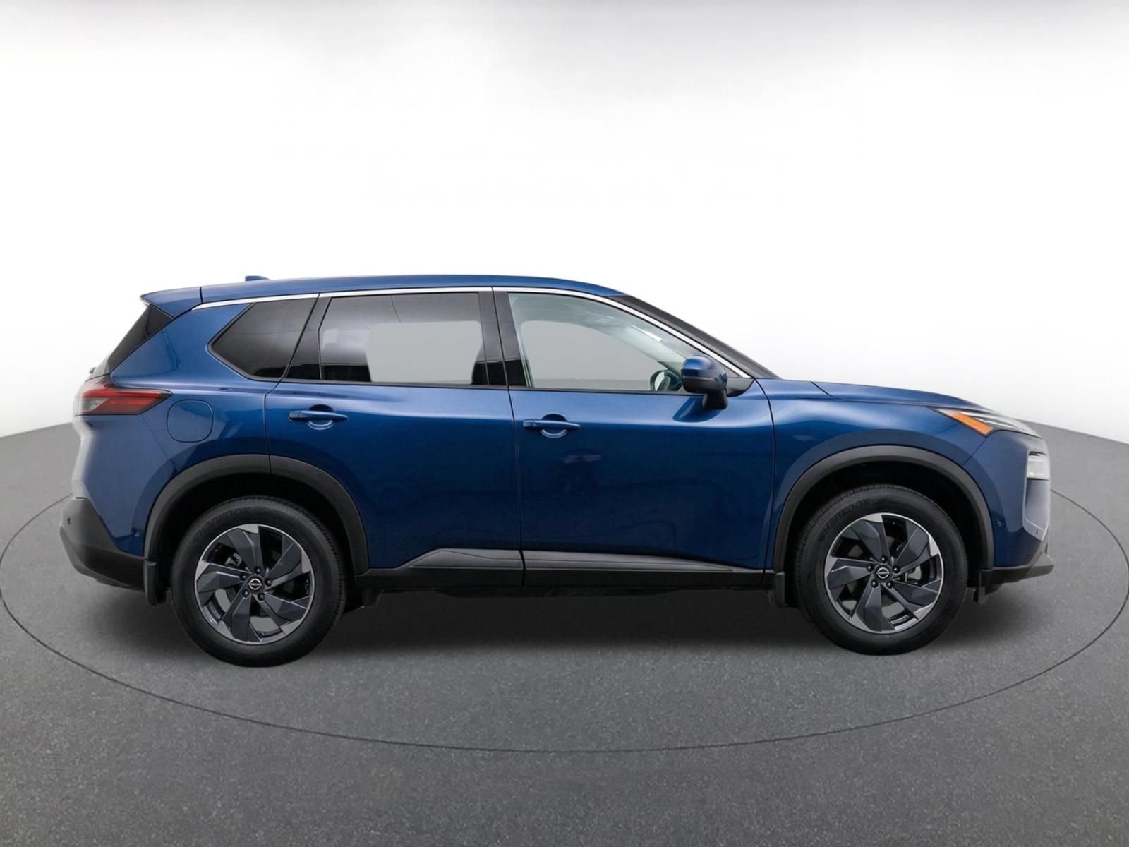 Thumbnail: 2025 Nissan Rogue - 10