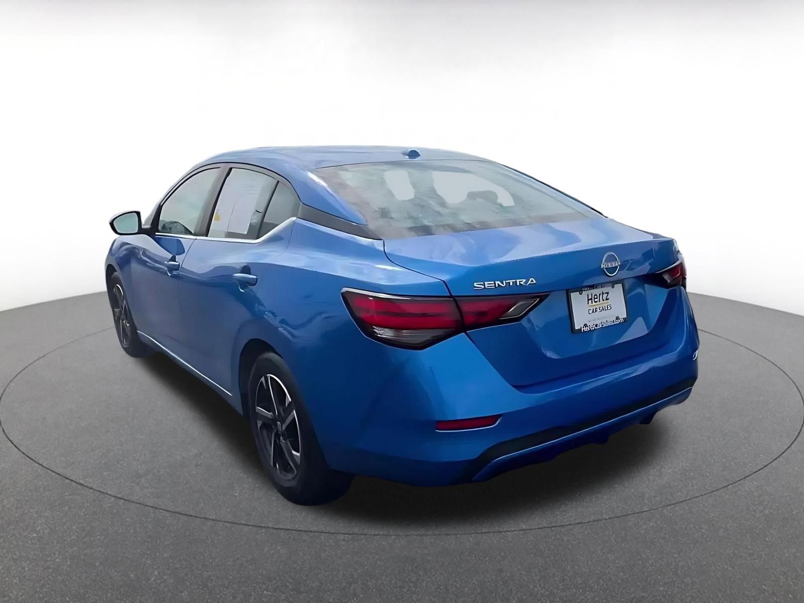 Thumbnail: 2025 Nissan Sentra - 10