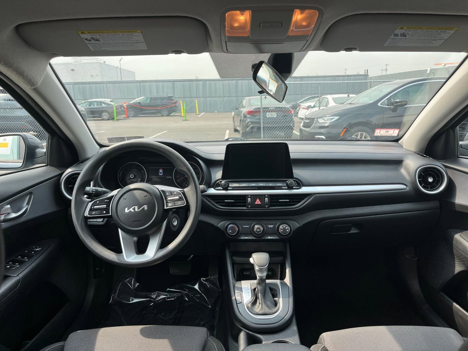 Thumbnail: 2023 Kia Forte - 30