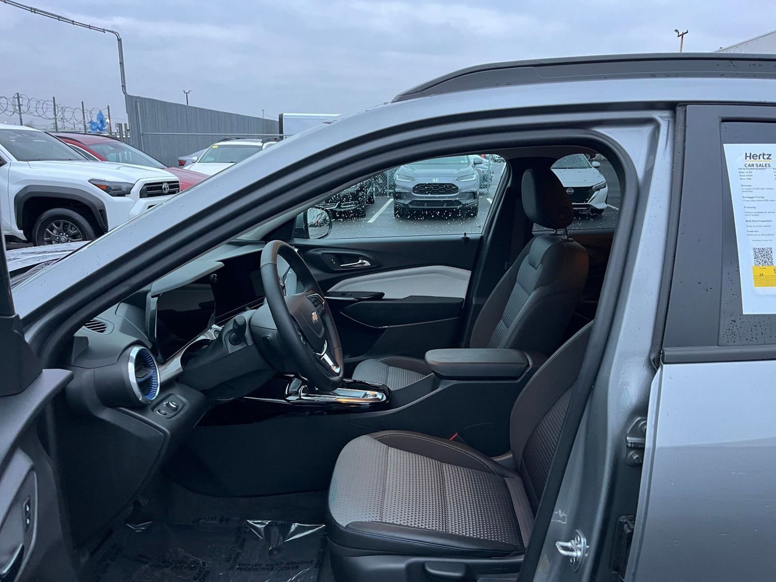 Thumbnail: 2025 Chevrolet Trax - 26