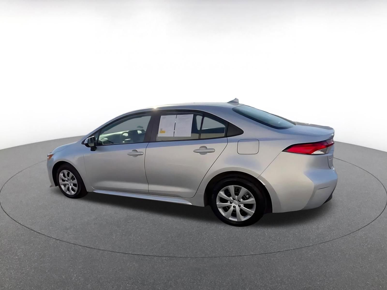 Thumbnail: 2025 Toyota Corolla - 8