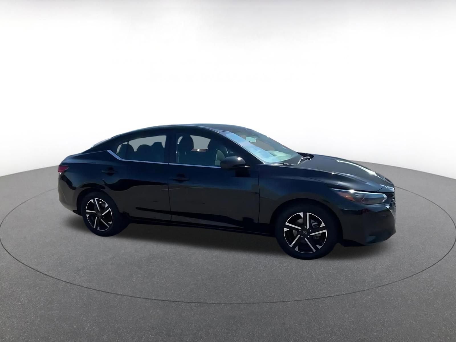 Thumbnail: 2025 Nissan Sentra - 2