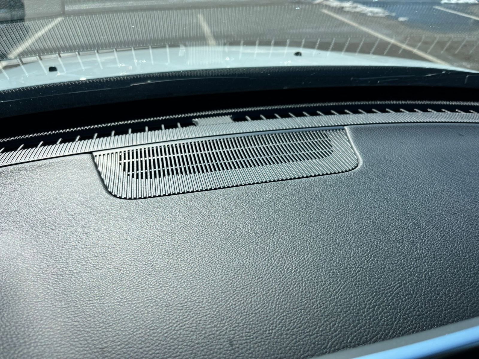 Thumbnail: 2025 Jeep Compass - 17