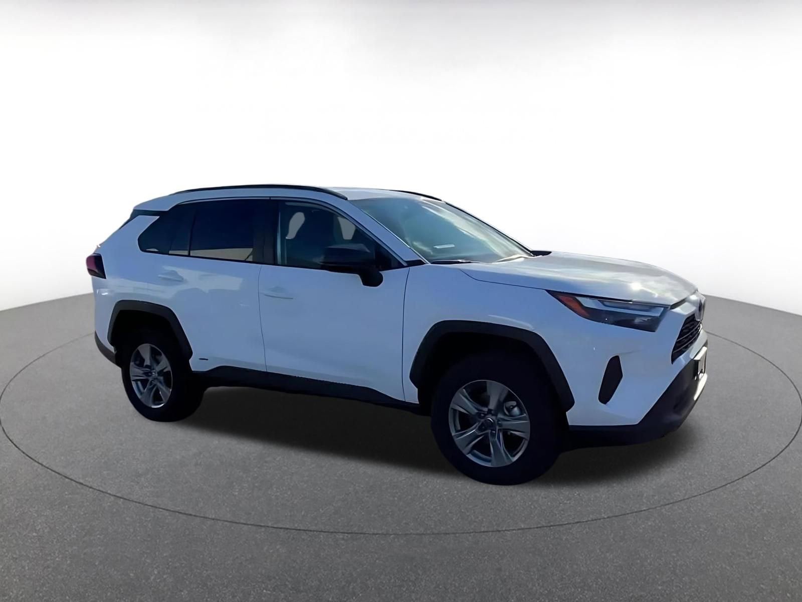 Thumbnail: 2025 Toyota RAV4 - 2