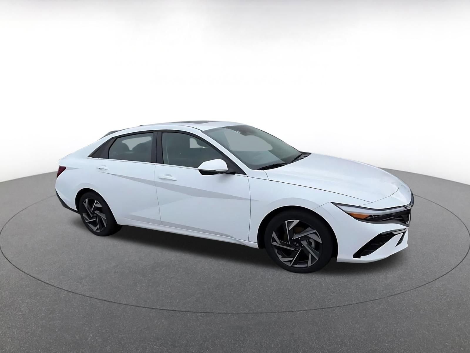Thumbnail: 2025 Hyundai Elantra - 2