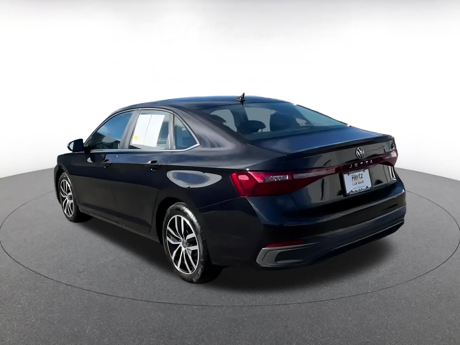 Thumbnail: 2025 Volkswagen Jetta - 11