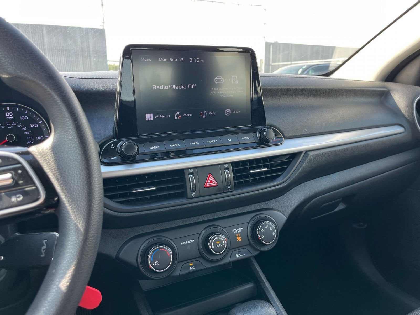 Thumbnail: 2023 Kia Forte - 21
