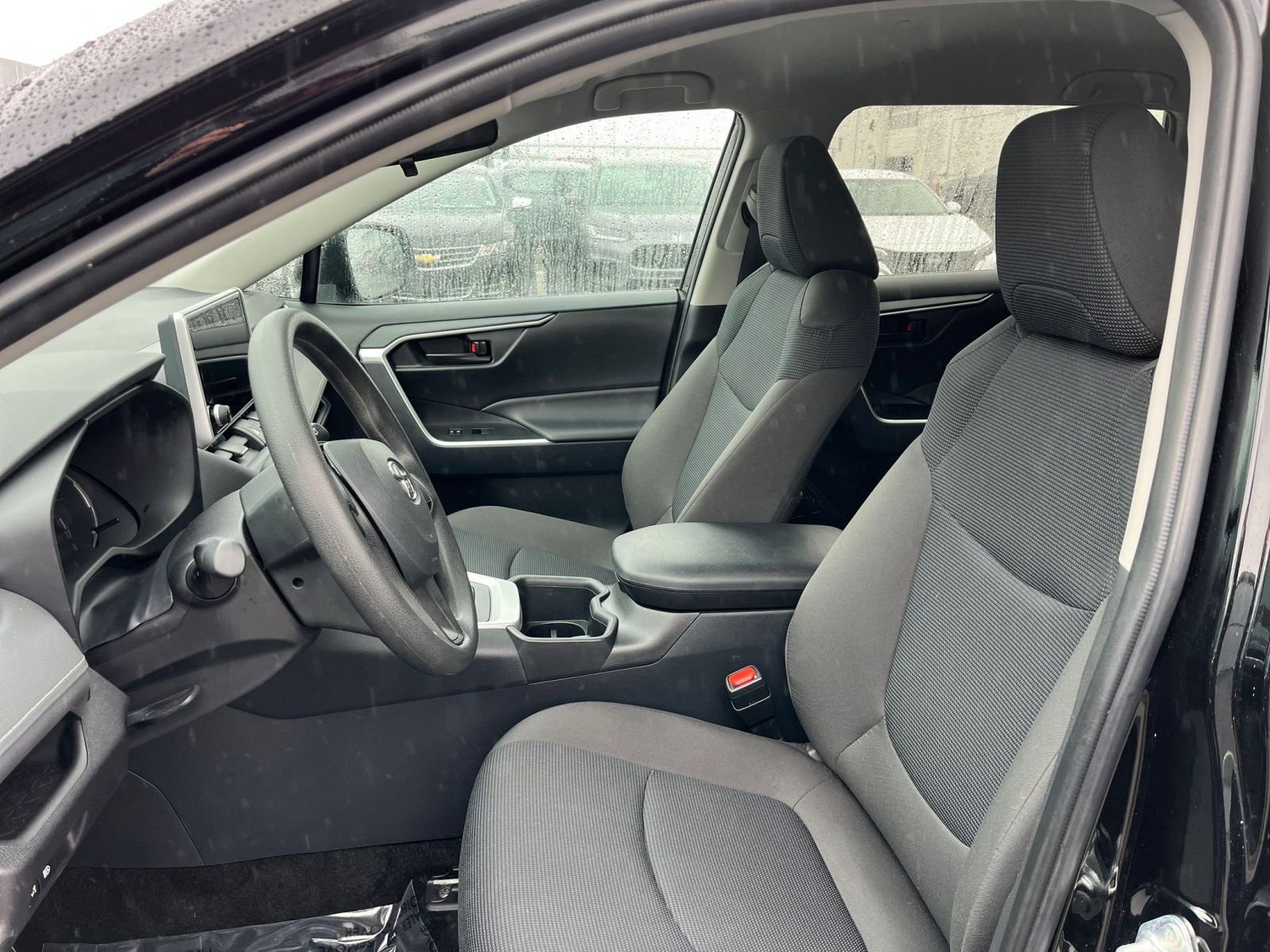 Thumbnail: 2025 Toyota RAV4 - 35