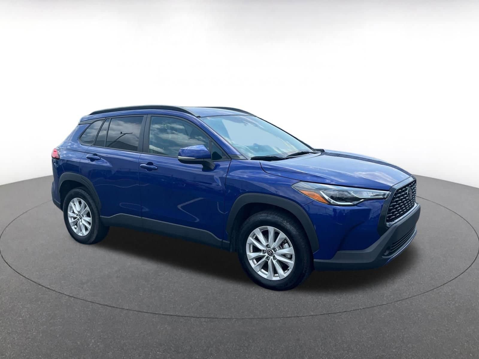 Thumbnail: 2024 Toyota Corolla Cross - 1