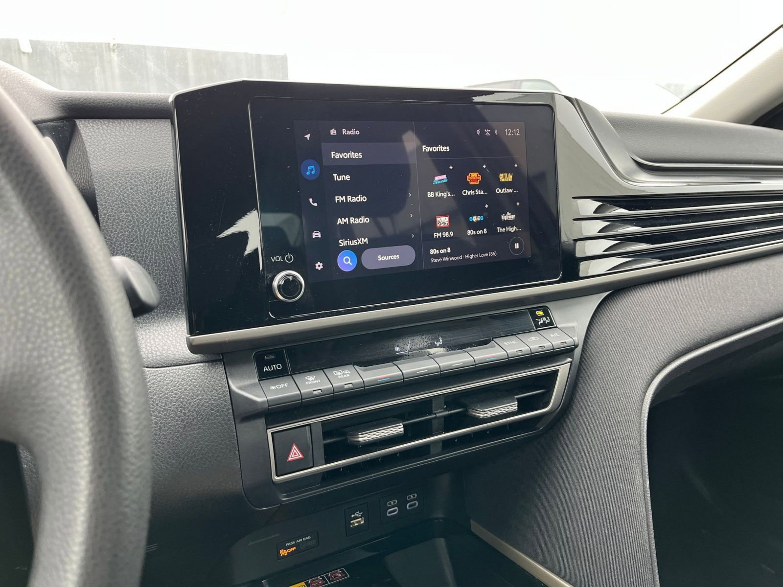 Thumbnail: 2025 Toyota Camry - 21