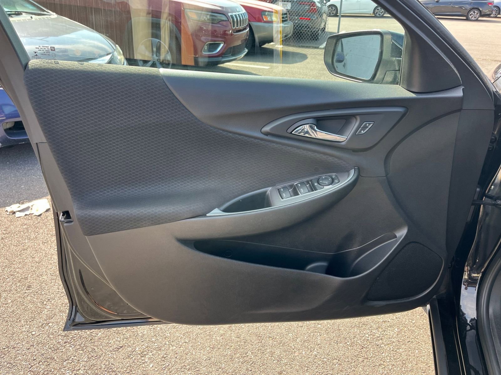 Thumbnail: 2024 Chevrolet Malibu - 20