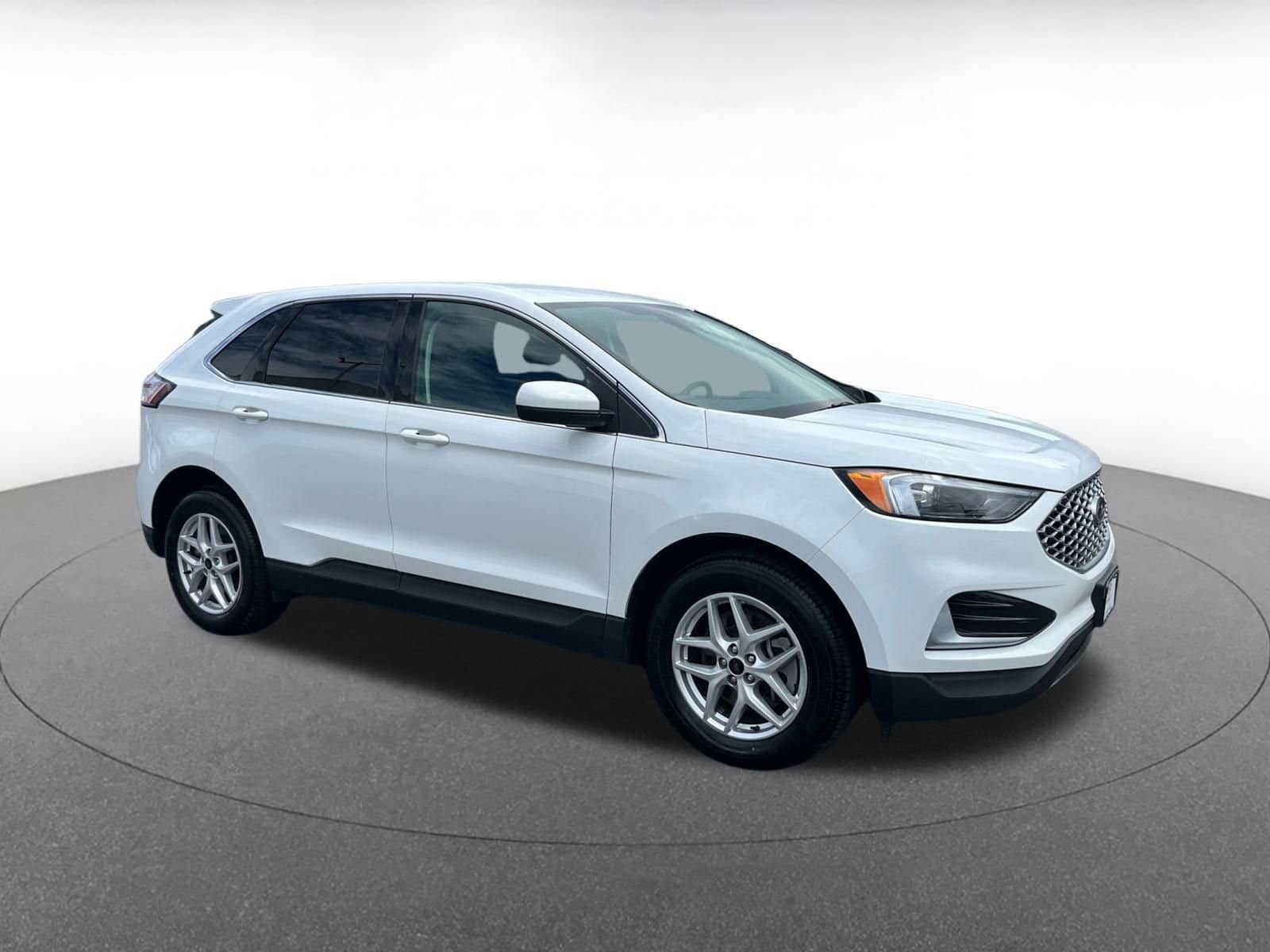 Thumbnail: 2023 Ford Edge - 1
