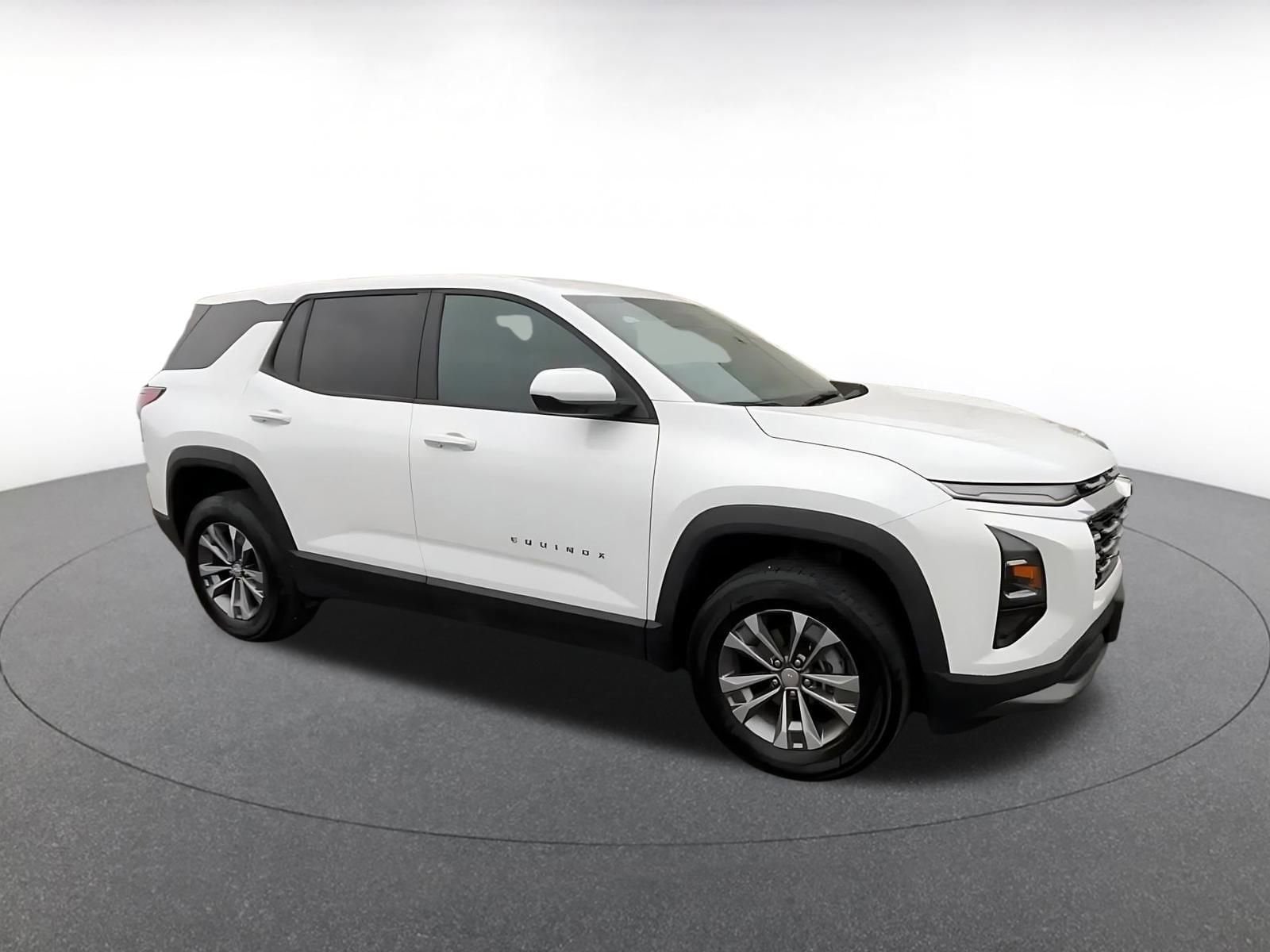 Thumbnail: 2025 Chevrolet Equinox - 2